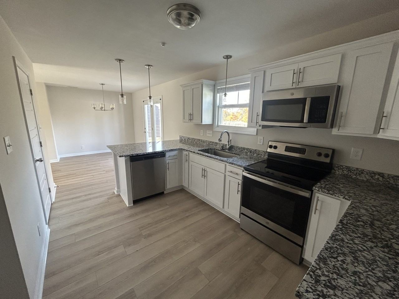 187 Woodland Station Dr #1 - Photo 7 of 35