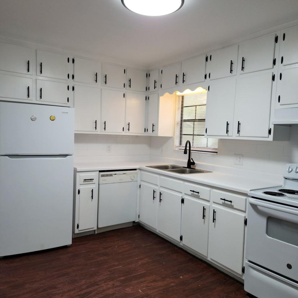 1031 Carrin Dr #A - Photo 6 of 18