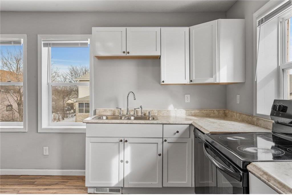 1051 North Arkwright Street #4 - Photo 5 of 14