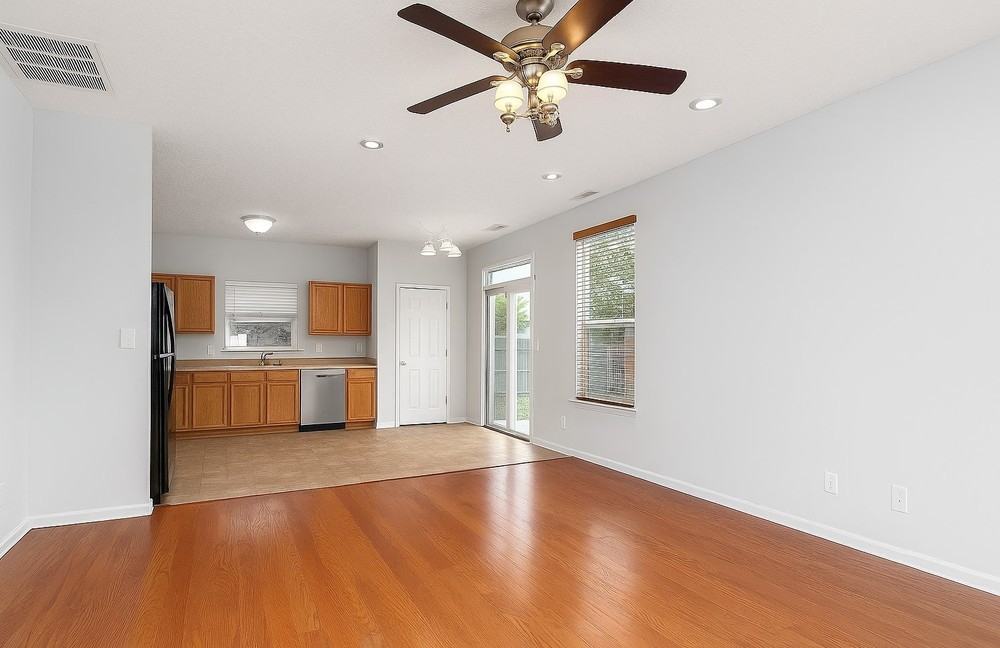 4570 Matthew St #1 - Photo 3 of 8