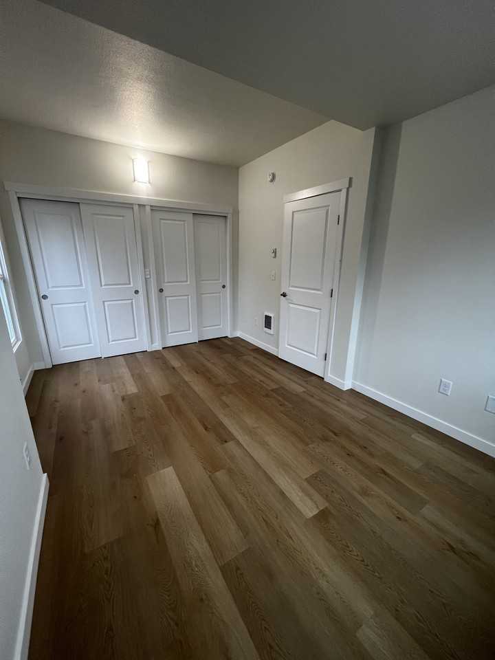 2214 Valencia St #1 - Photo 6 of 29