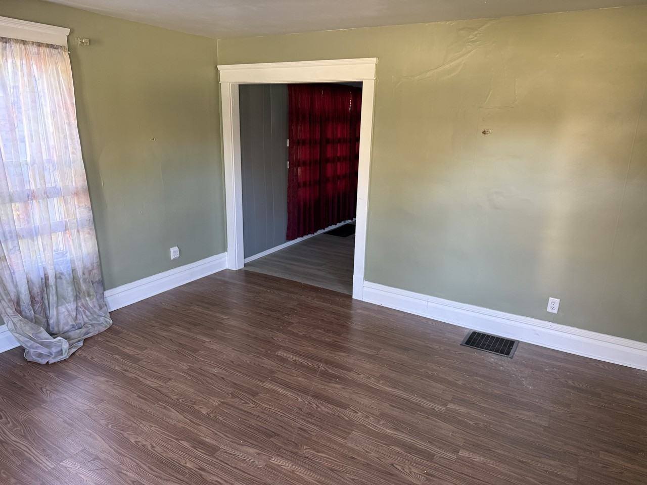 365 Willis Avenue #1 - Photo 7 of 7