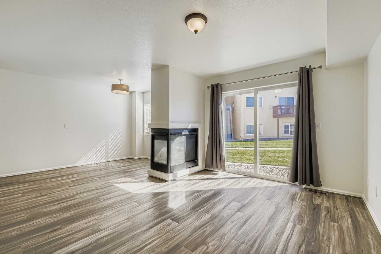 655 Bosque Vista Pt #1 - Photo 4 of 16