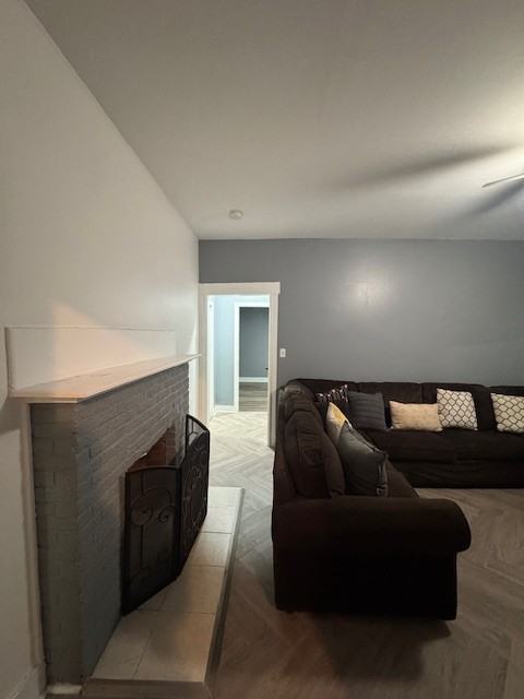 1223 Lenox Ave #1 - Photo 5 of 9