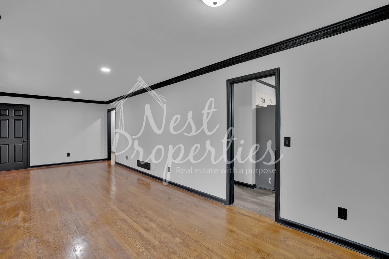 1932 Greenwyche Avenue #1 - Photo 4 of 12