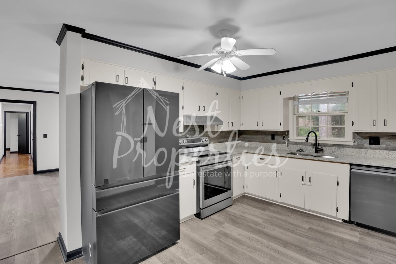 1932 Greenwyche Avenue #1 - Photo 5 of 12