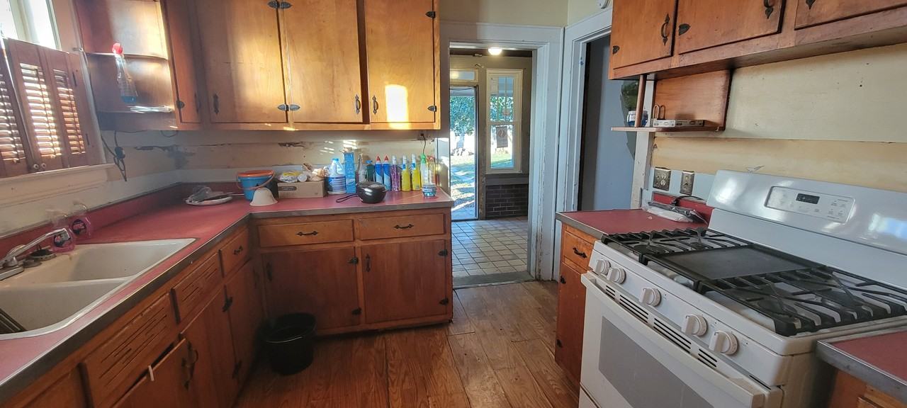 1301 13th Street #1 - Photo 2 of 19