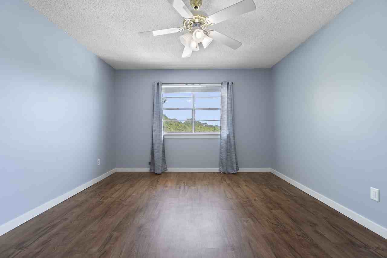 1100 Shoreline Drive #217 - Photo 5 of 33