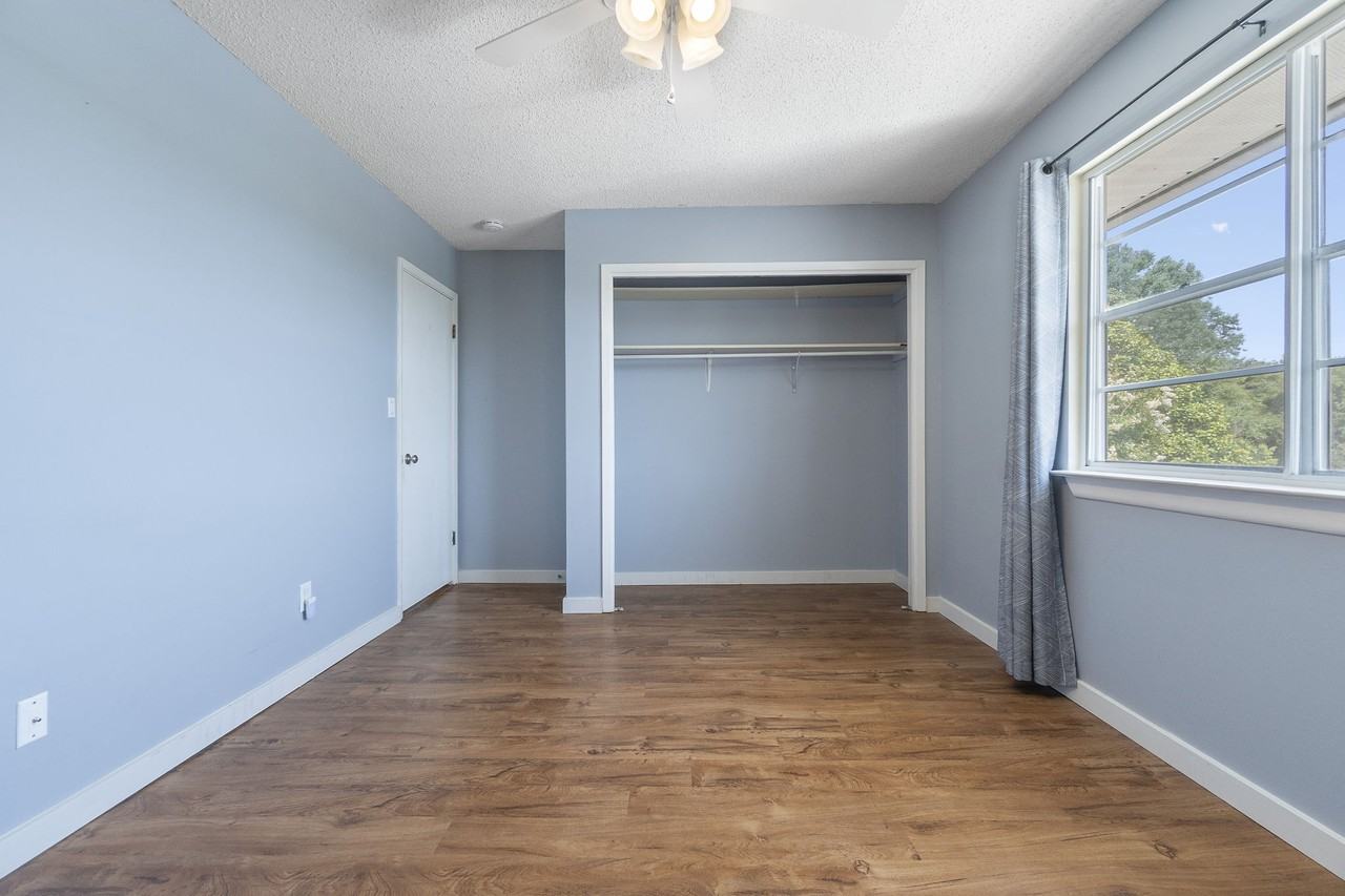 1100 Shoreline Drive #217 - Photo 6 of 33