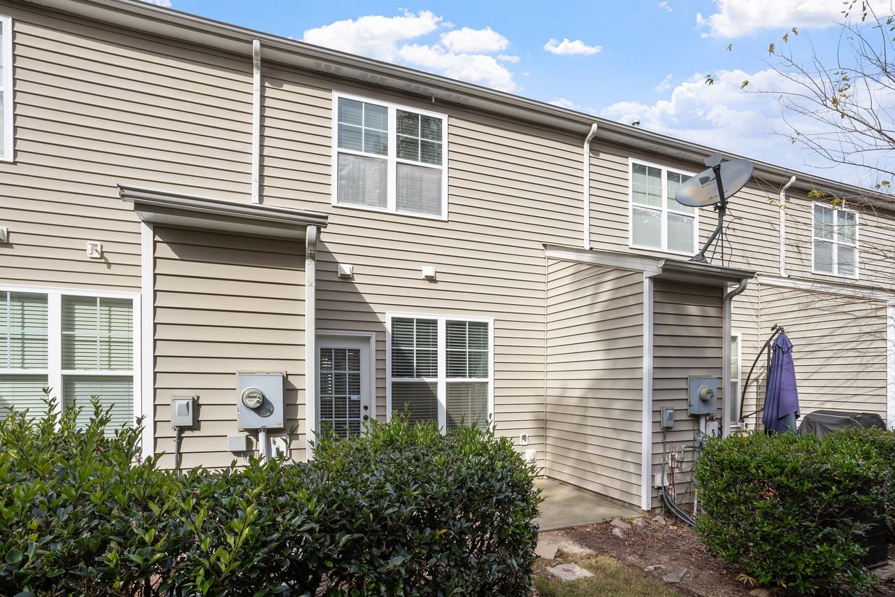 6632 Clarksburg Pl #1 - Photo 7 of 30