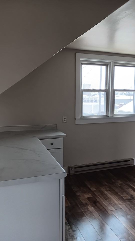 128 North Jefferson Street #3 - Photo 7 of 10