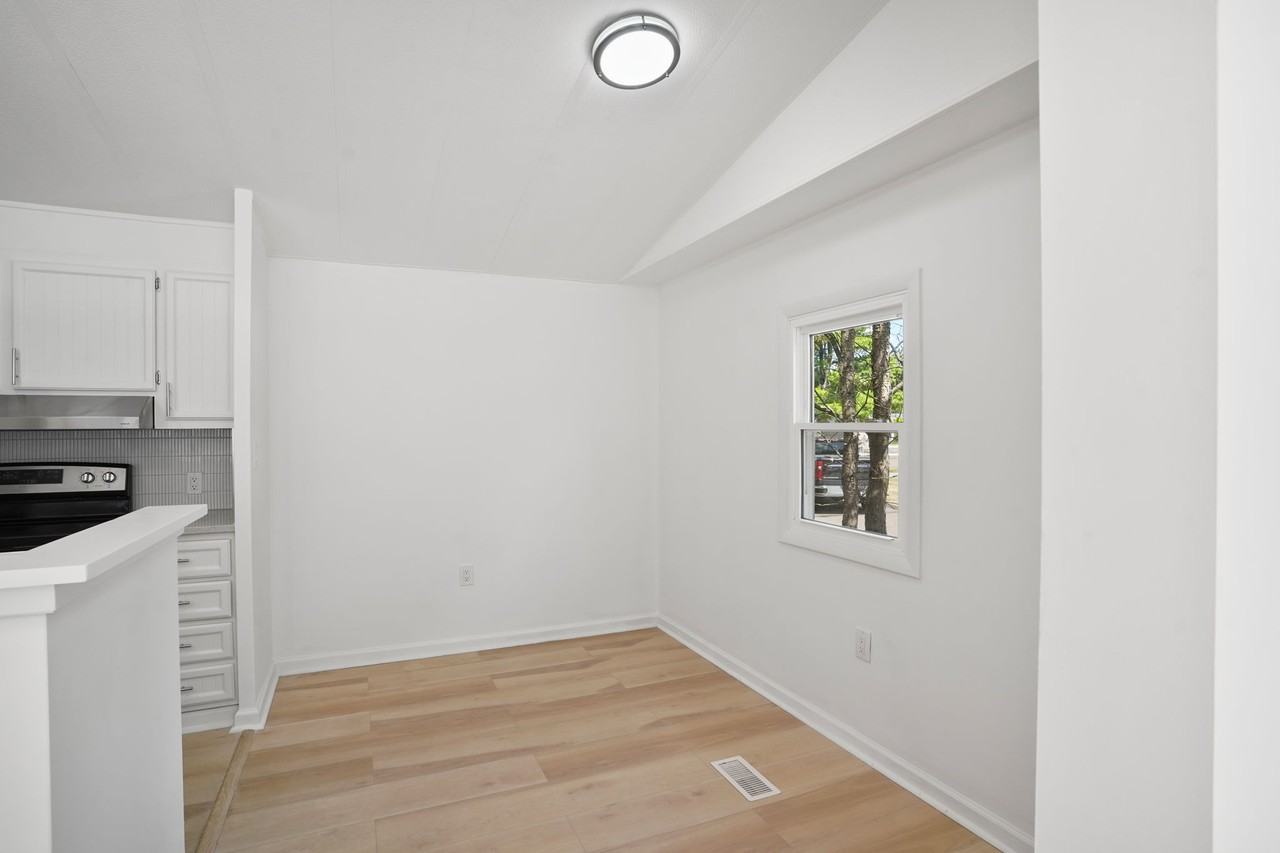 9 Crescent Park Road #1 - Photo 5 of 20