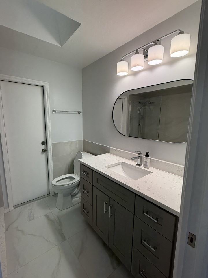 8434 Cypress Lake Cir #1 - Photo 5 of 13