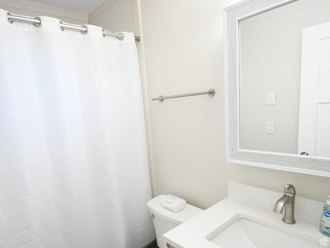 270 West 600 South #2 - Photo 6 of 6