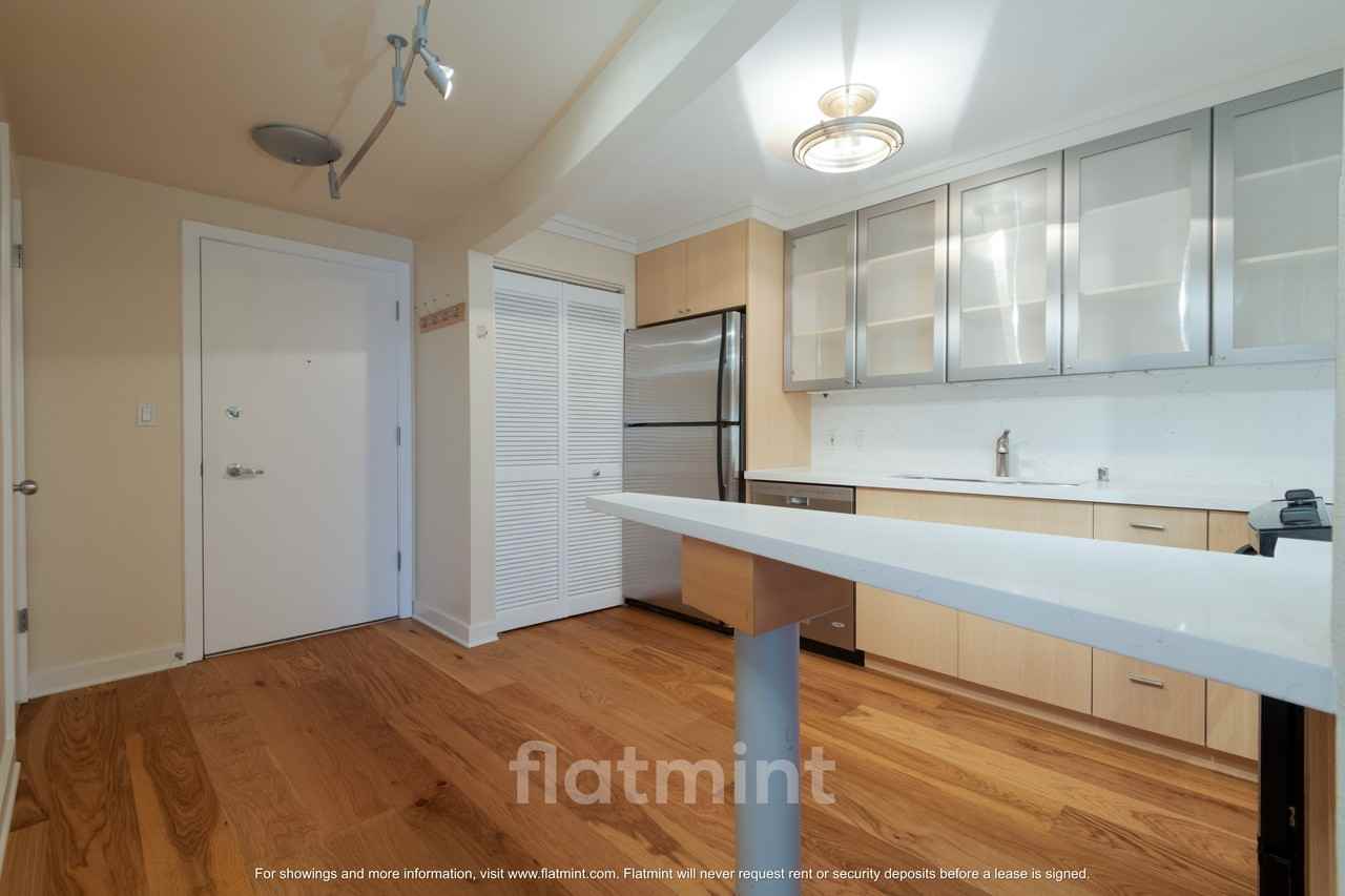 732 11th Avenue East #206 - Photo 2 of 19