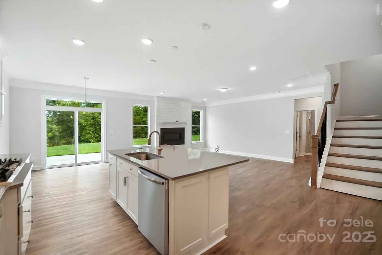 5409 Verona Rd #1 - Photo 2 of 20