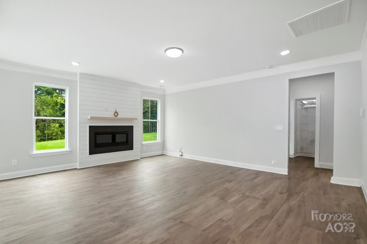 5409 Verona Rd #1 - Photo 5 of 20