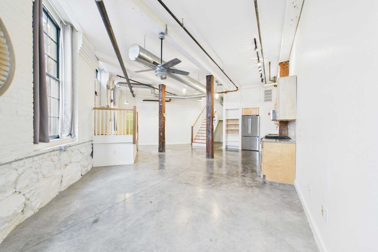 28 Bayley St #1 - Photo 7 of 16