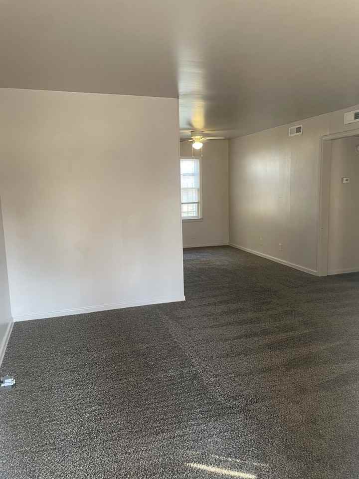 1658 North Bluff Street #1 - Photo 2 of 17