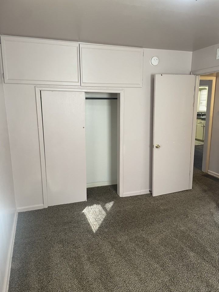 1658 North Bluff Street #1 - Photo 7 of 17