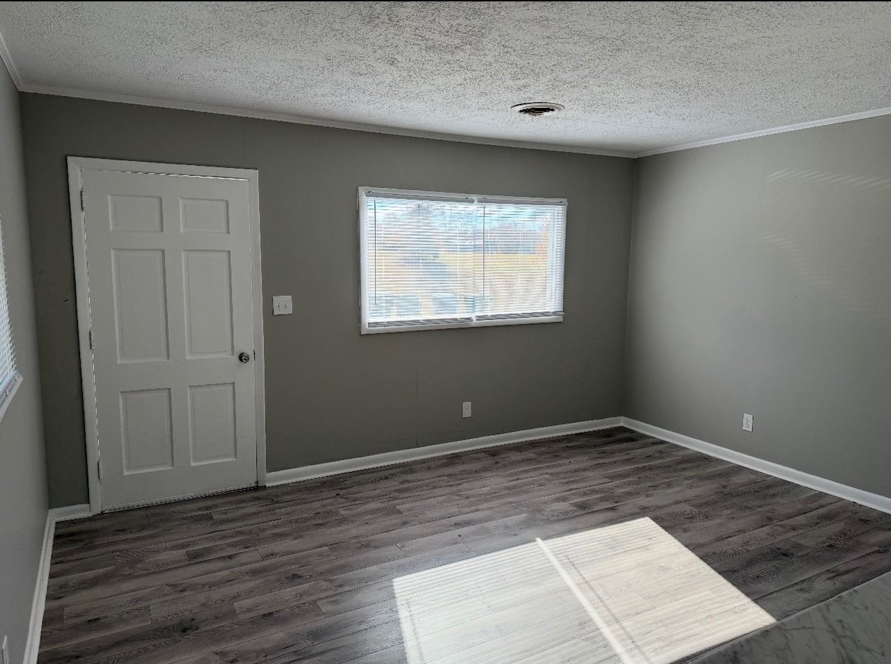 124 Hawaii Lane #3 - Photo 3 of 5