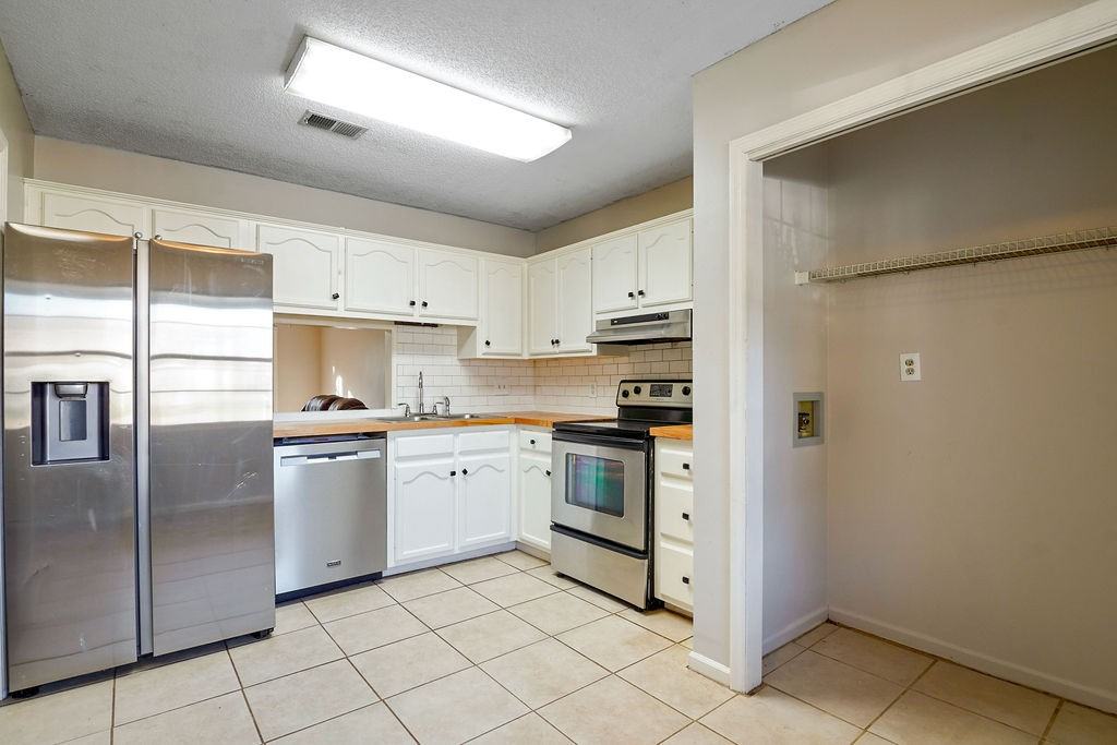 3507 Wildewood Dr #1 - Photo 6 of 18