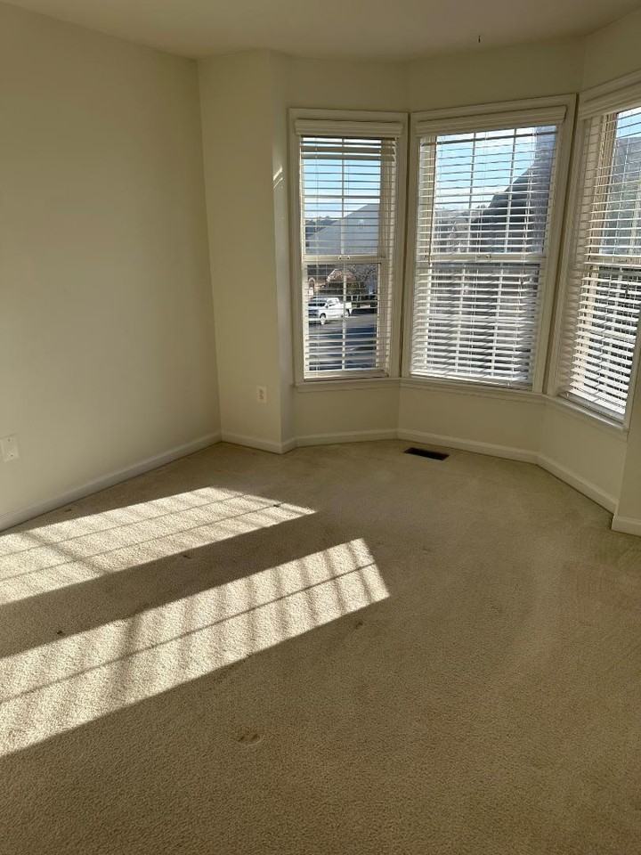 2624 Island Grove Blvd #1 - Photo 5 of 6