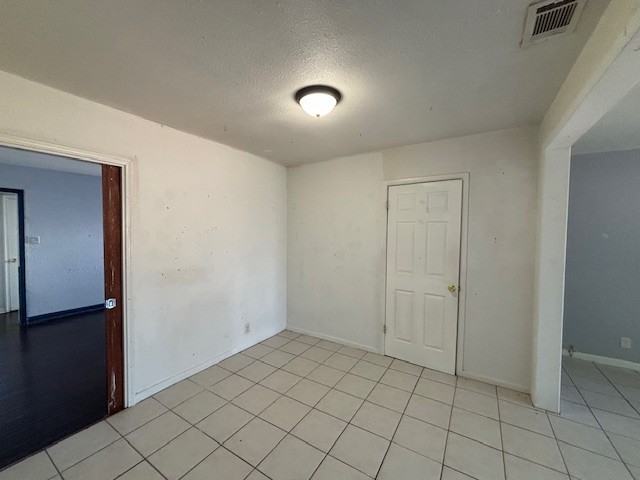 1053 Chamberlain St #1 - Photo 7 of 11