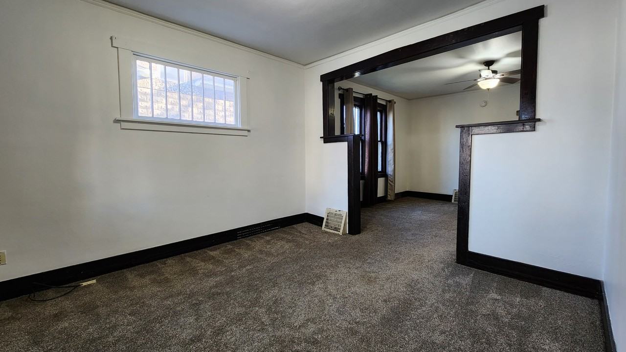 1314 3rd Ave N #1 - Photo 2 of 17