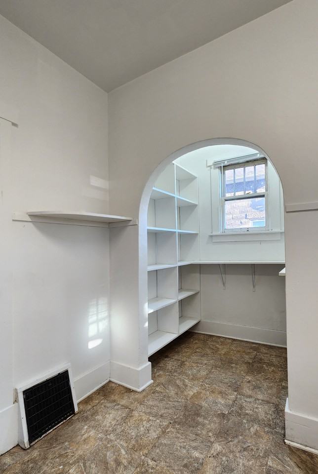 1314 3rd Ave N #1 - Photo 6 of 17