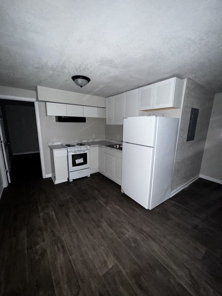 1960 Clinton Rd #60I - Photo 3 of 7