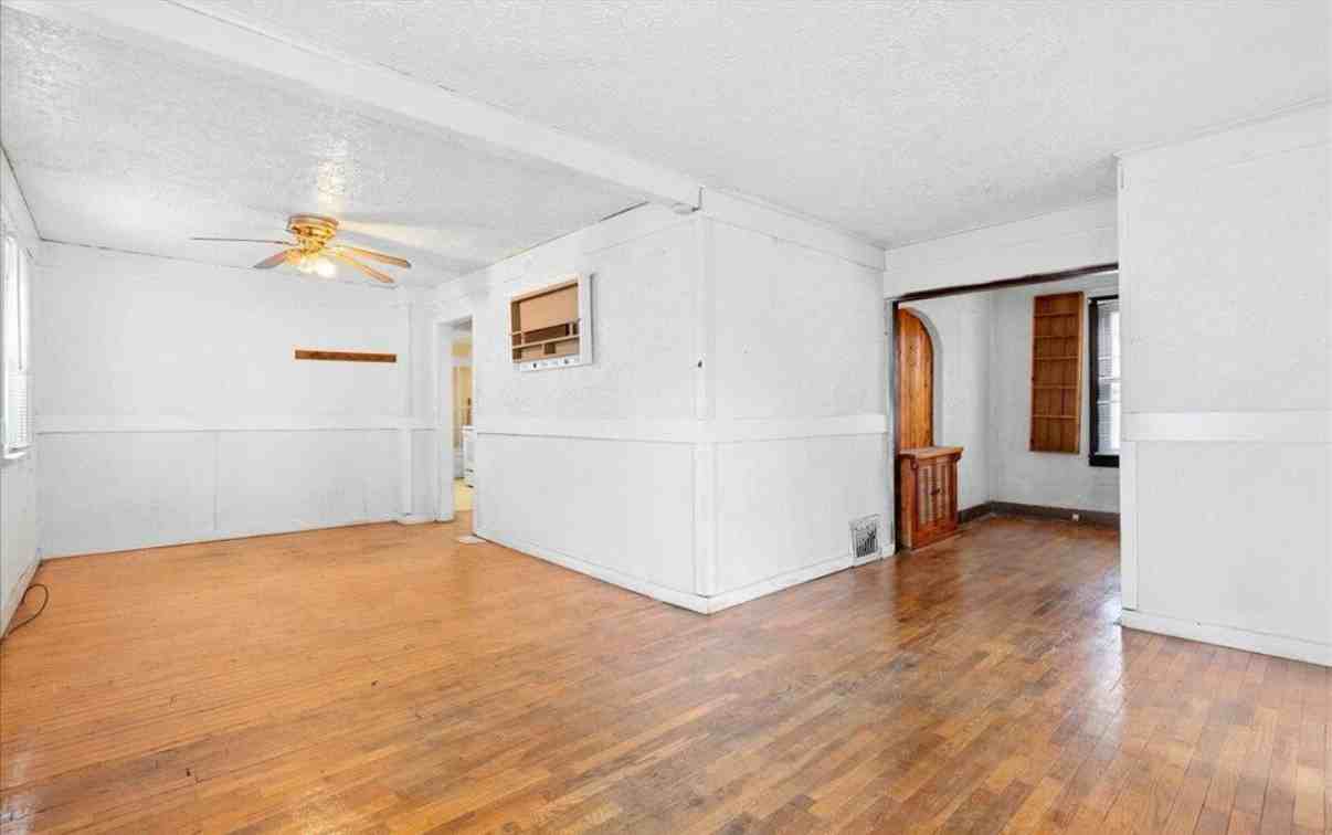 410 Dunlap Street #1 - Photo 3 of 23