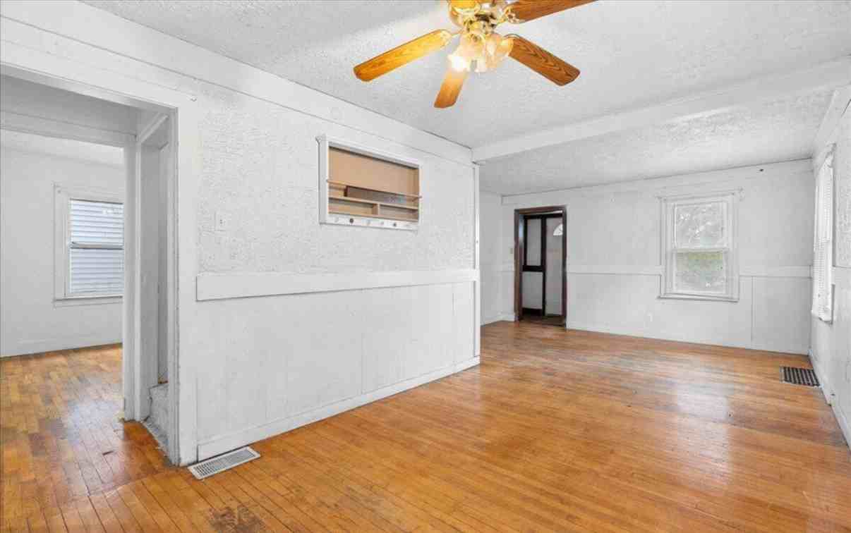 410 Dunlap Street #1 - Photo 7 of 23