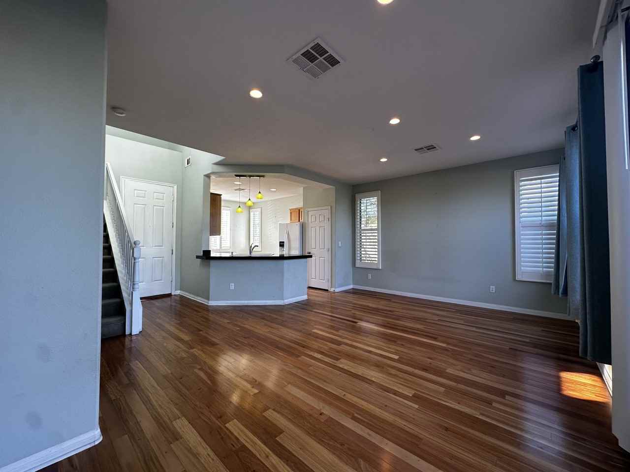 7628 Belhurst Ave #1 - Photo 4 of 50