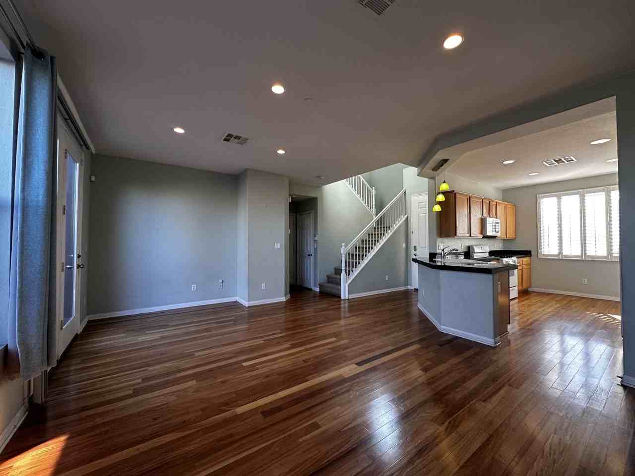 7628 Belhurst Ave #1 - Photo 7 of 50