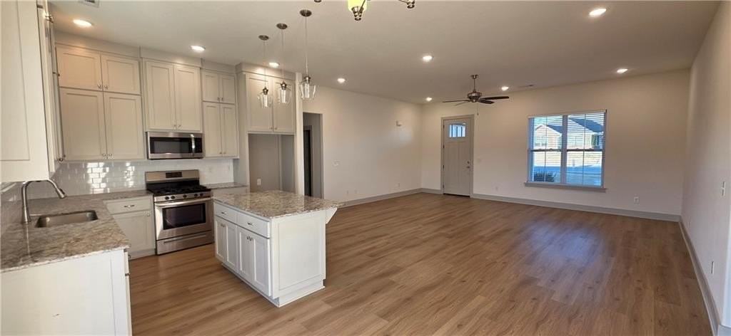 941 Petit Jean St - Photo 3 of 11