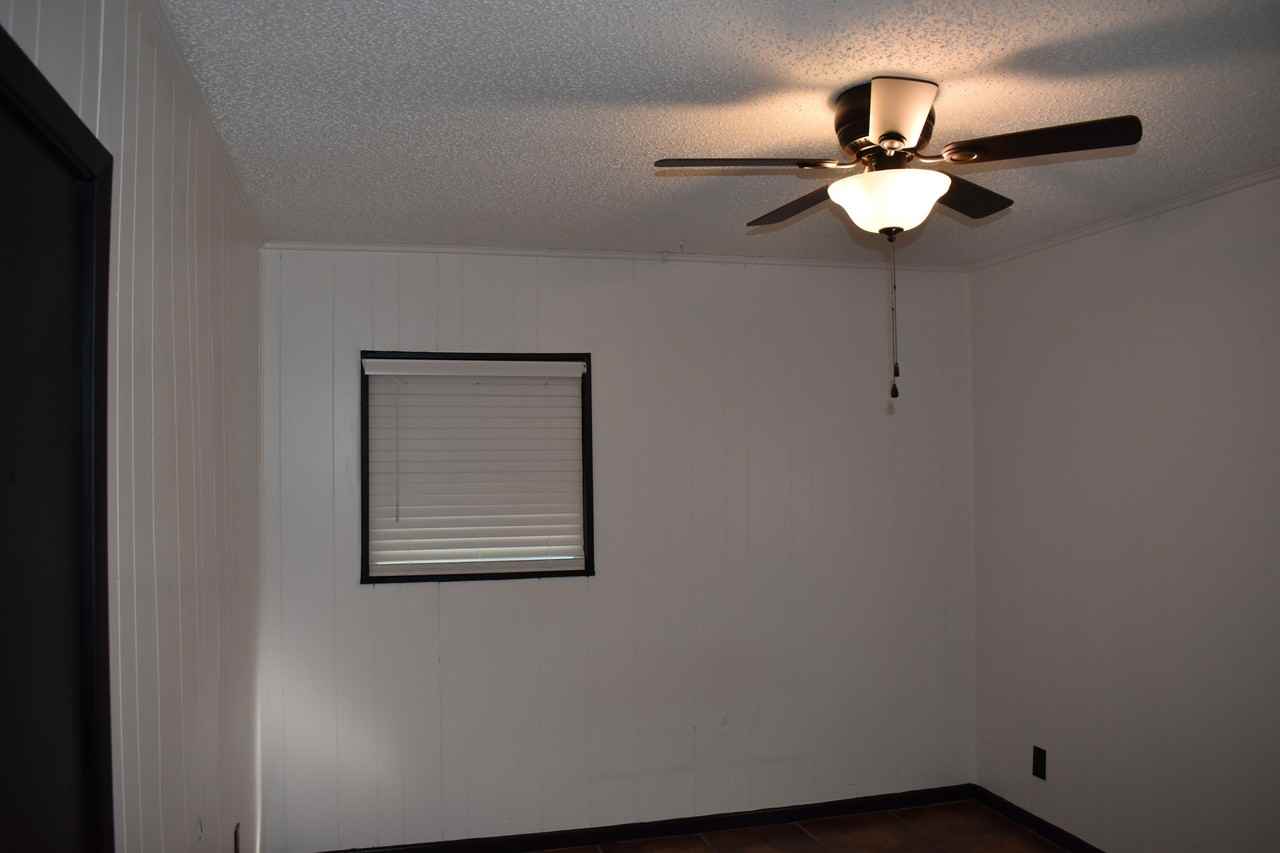 3613 E 14th St #1 - Photo 5 of 5