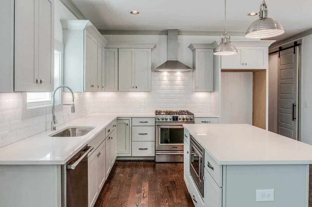 503 Acklen Park Drive #1 - Photo 3 of 20