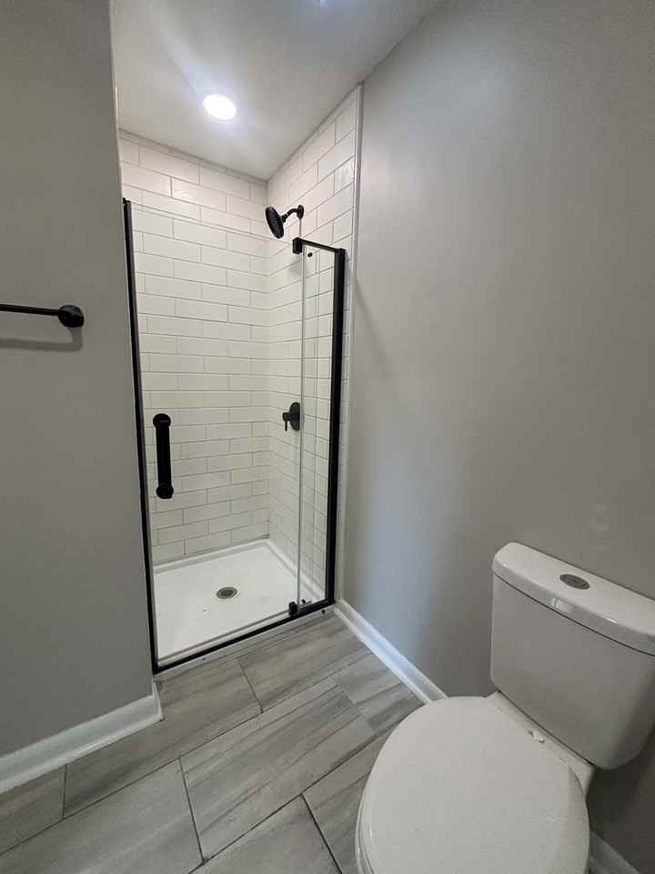 5819 Dogwood Ave #1 - Photo 5 of 17