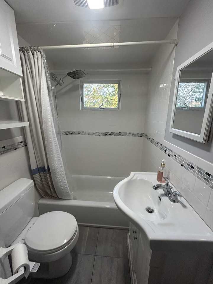 44 Carroll Ave #1 - Photo 6 of 6