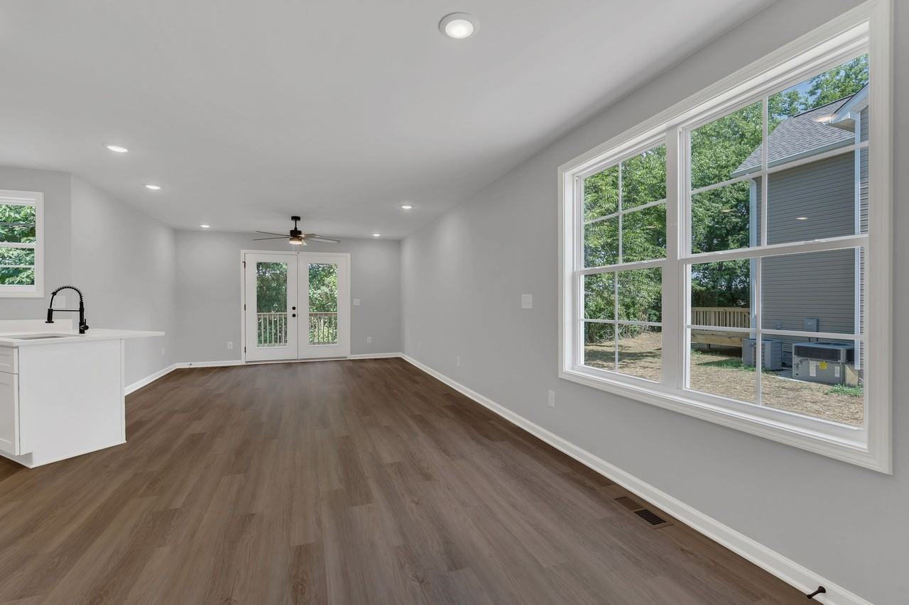 164 S Ford St #1 - Photo 4 of 31