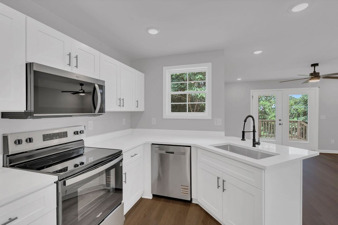 164 S Ford St #1 - Photo 7 of 31
