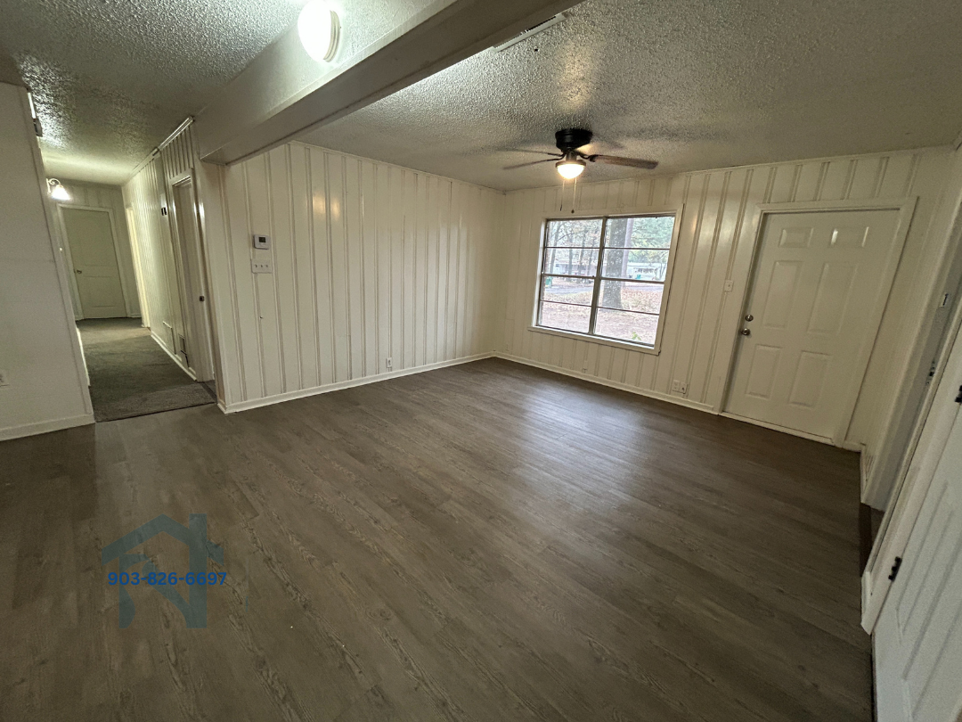 1101 North Kings Highway #1 - Photo 2 of 15