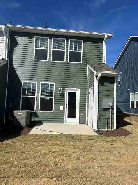 1327 Maplesmith Way #1327 - Photo 2 of 20