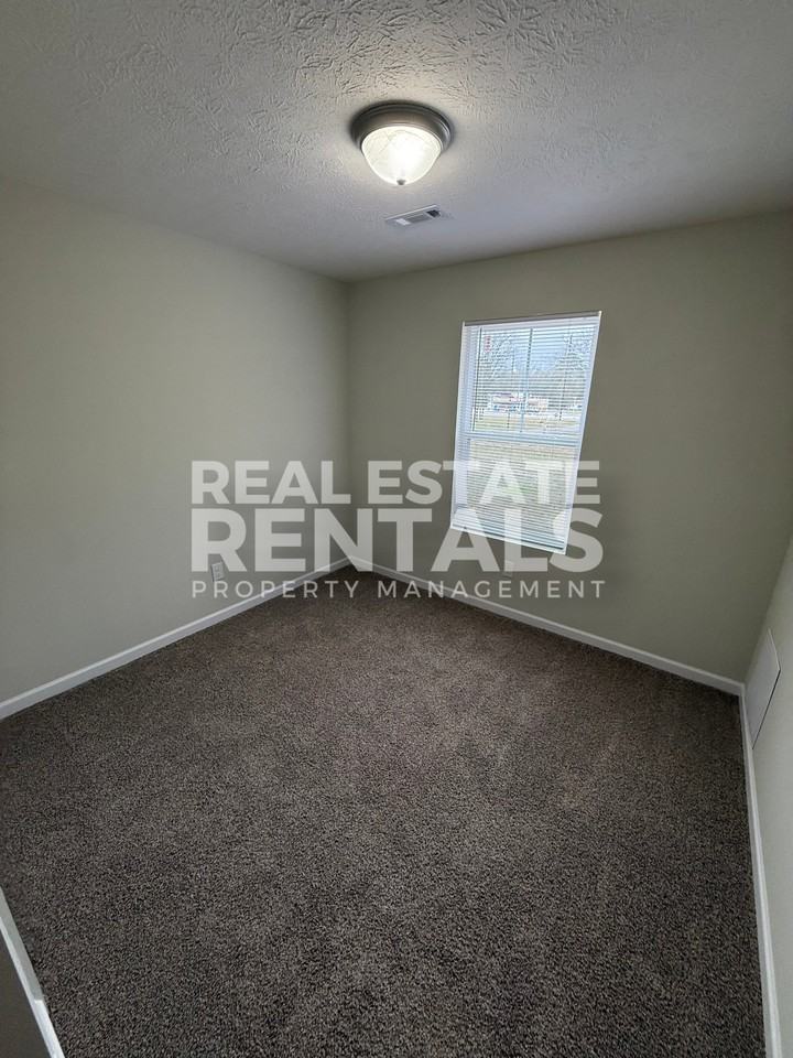 1812 Mckinley Avenue #1 - Photo 6 of 10