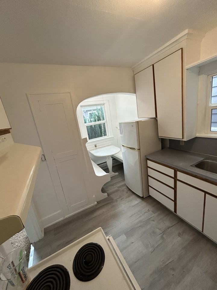 1240 Chemeketa Street Northeast #1240 - Photo 5 of 13