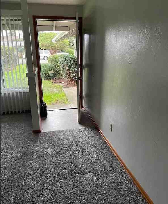 1897 32nd Pl Ne #1897 - Photo 4 of 15