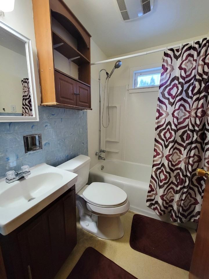 515 N 8th Ave #1 - Photo 3 of 14