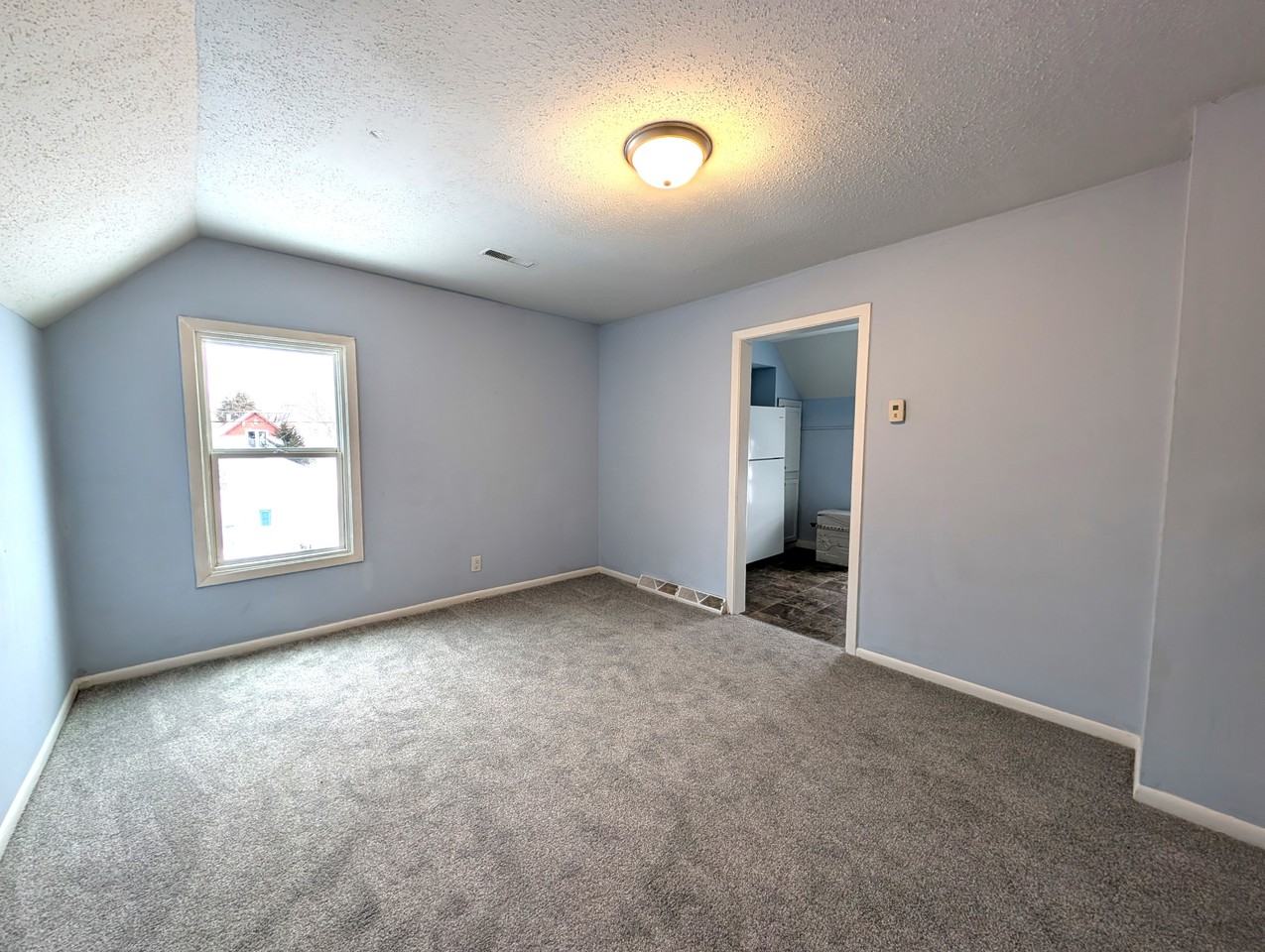 538 Charles Avenue #2 - Photo 2 of 6