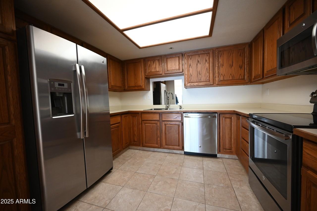 7870 E Camelback Rd Unit 303 #303 - Photo 4 of 16